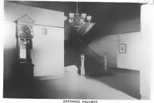 3. Entrance Hallway-Matteawan